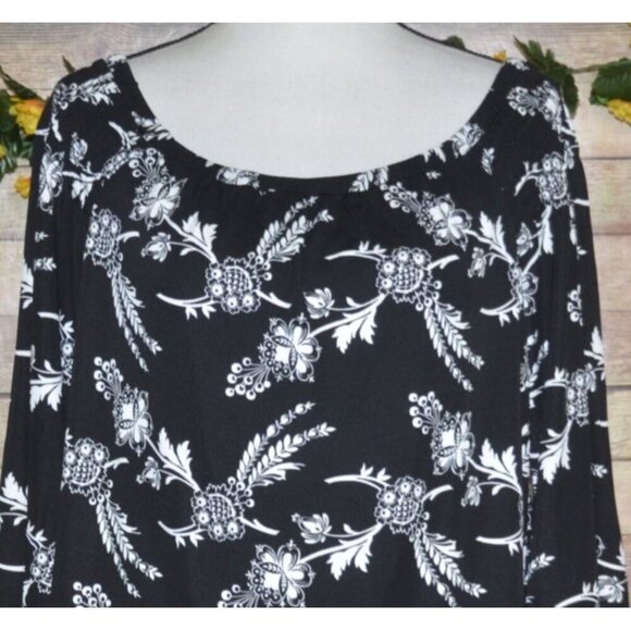 Ann Taylor Ladies M Black Floral Boat Neck Blouse Top Balloon Sleeve Career - Picture 2 of 9